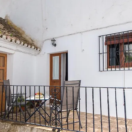 Casamonteymar Oliva *
